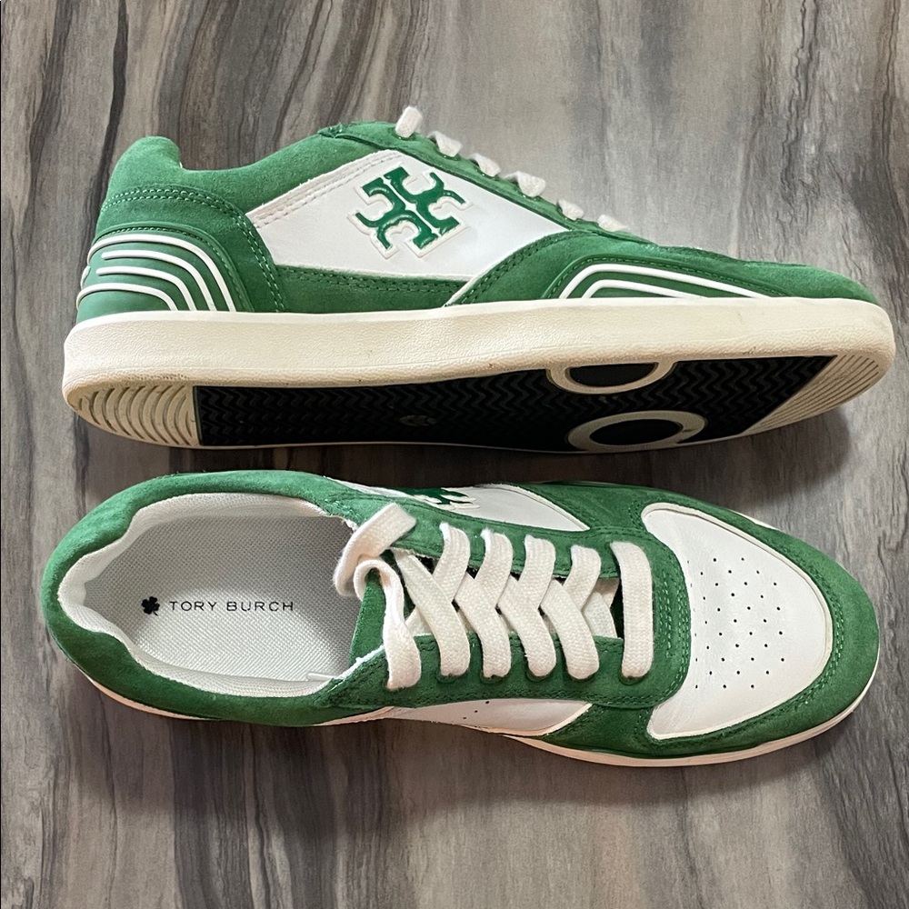 Tory Burch Clover Court size 8